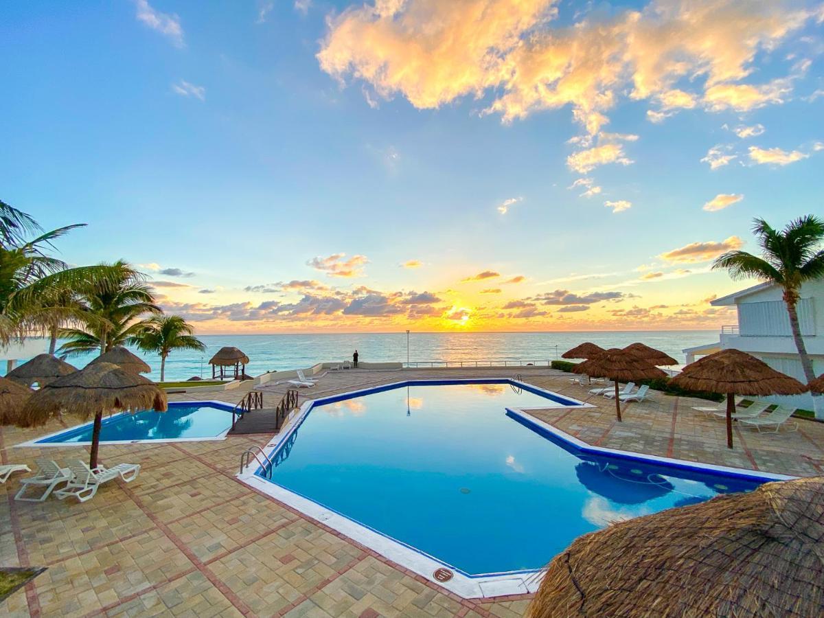Brisas Beach & Ocean Front Vacation Apartments Cancun Zona Hotelera Extérieur photo