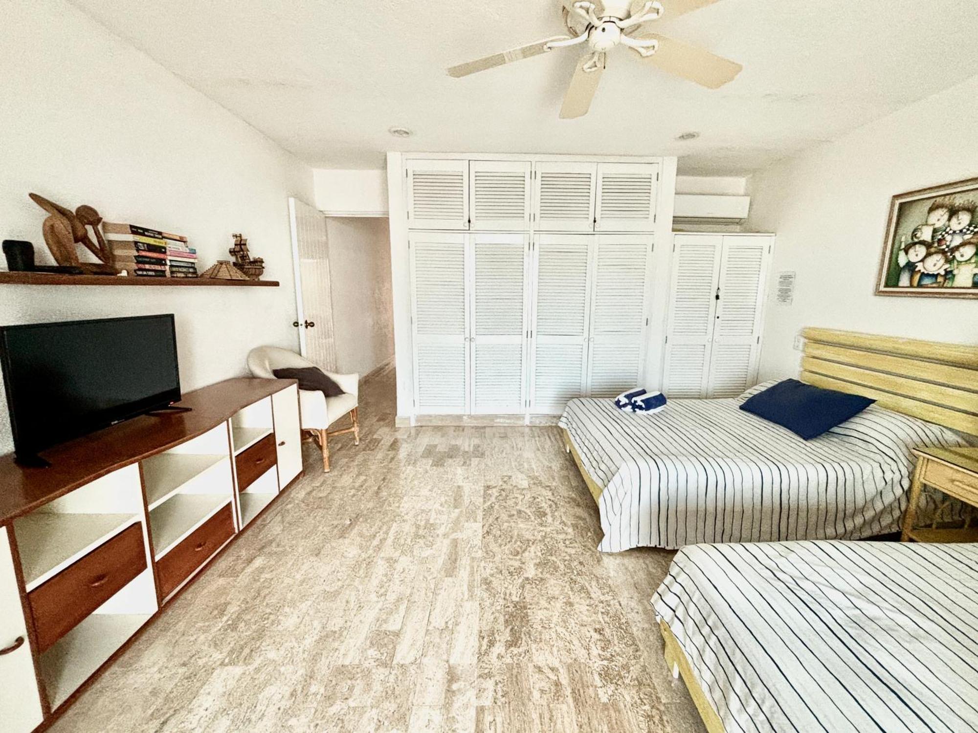 Brisas Beach & Ocean Front Vacation Apartments Cancun Zona Hotelera Extérieur photo